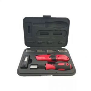 Scraper Set with Interchangeable Blades + Steel Cutter